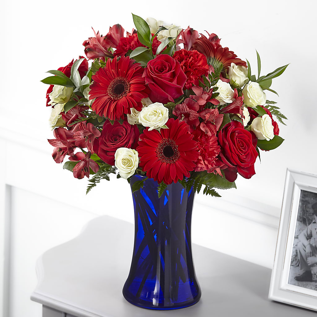 Hearts Embrace Bouquet – DIGIORGIO'S FLORIST, Charleroi PA