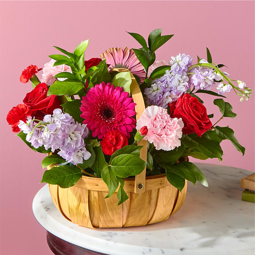 Pink Picnic Basket – DIGIORGIO'S FLORIST, Charleroi PA