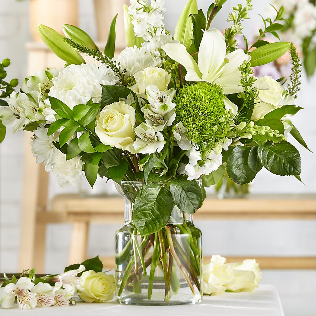 Classic Ivory – A Florist Original – DIGIORGIO'S FLORIST, Charleroi PA