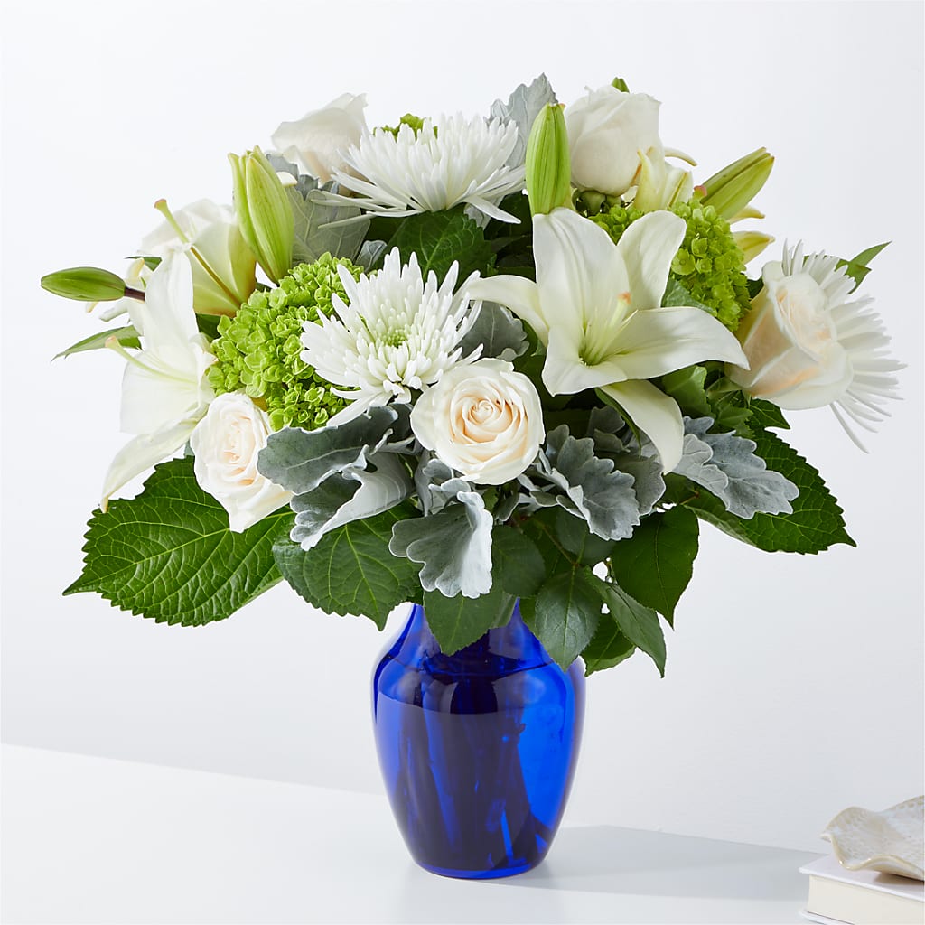 Snowy Dreams Bouquet – DIGIORGIO'S FLORIST, Charleroi PA
