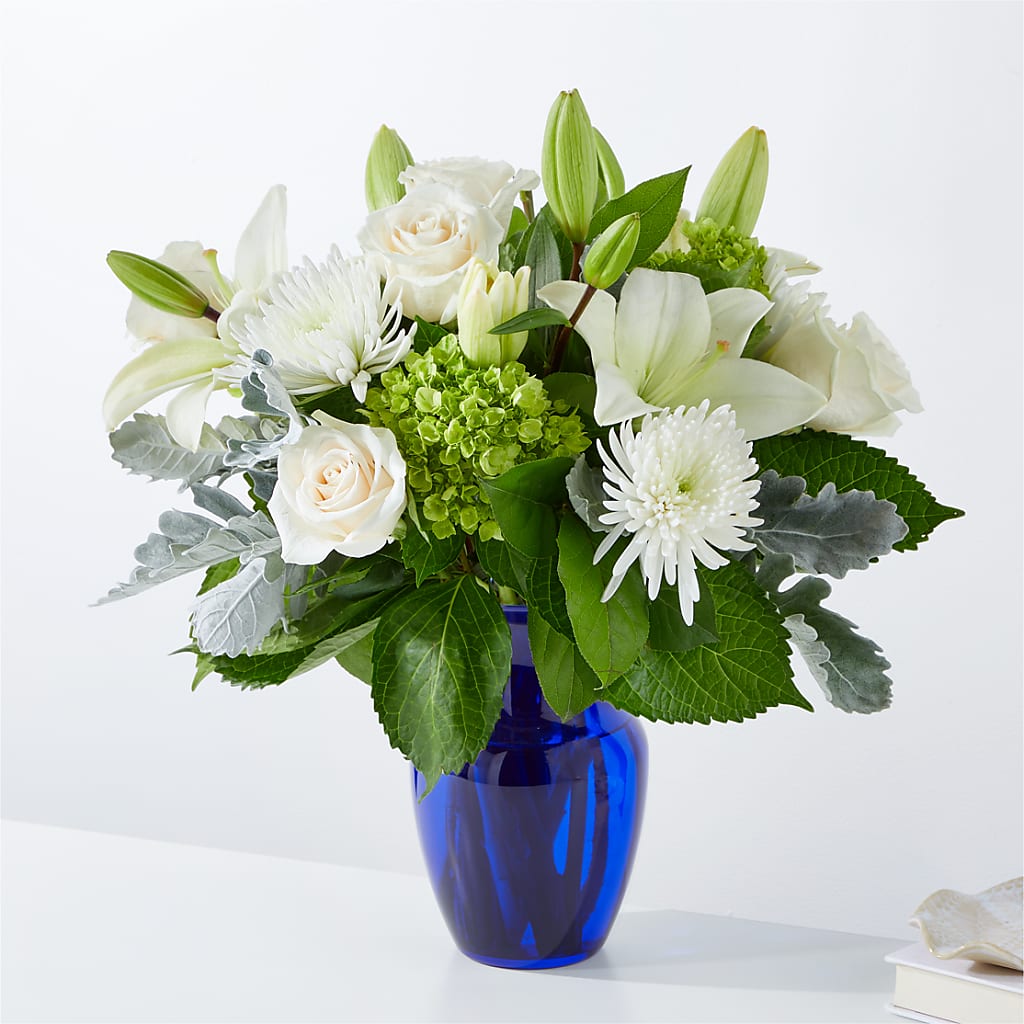 Snowy Dreams Bouquet – DIGIORGIO'S FLORIST, Charleroi PA