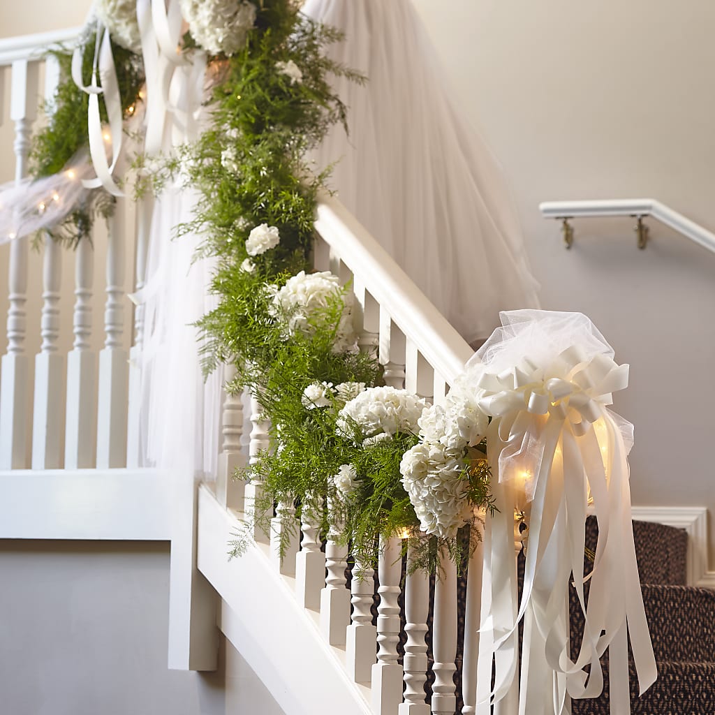 Champagne Dreams Garland – DIGIORGIO'S FLORIST, Charleroi PA