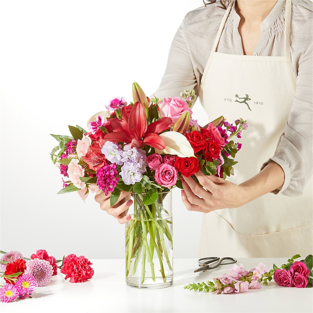 Swooning Over You - A Luxury Florist Original – DIGIORGIO'S FLORIST, Charleroi PA