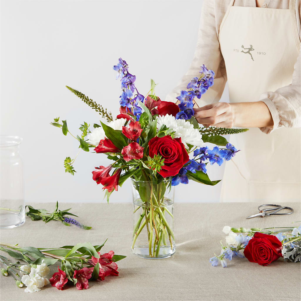 Star Spangled - A Florist Original – DIGIORGIO'S FLORIST, Charleroi PA