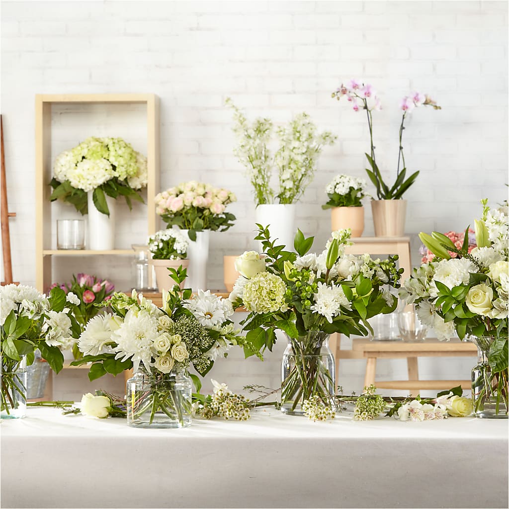 Classic Ivory – A Florist Original – DIGIORGIO'S FLORIST, Charleroi PA
