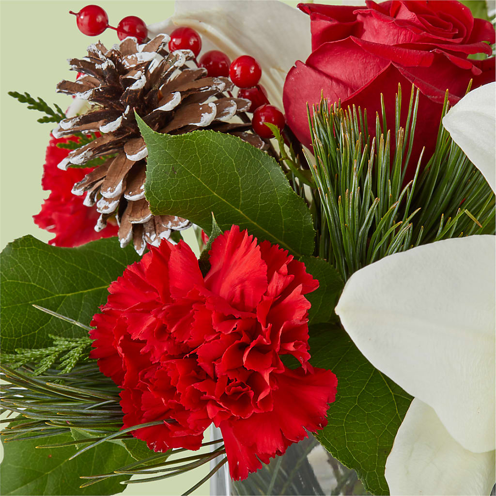 Glistening Icicles Bouquet – DIGIORGIO'S FLORIST, Charleroi PA